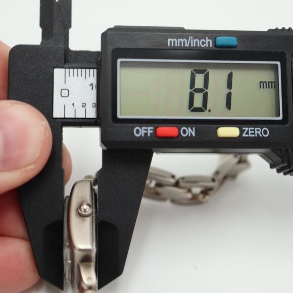 Vintage Guess Womens Square Watch 21mm Black Dial 5.25" Bracelet w New Battery - Picture 3 of 10